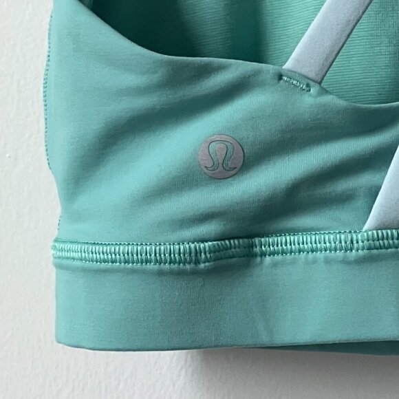Lululemon Criss Cross Back Bra Mint Aquamarine Light Blue 4 NWOT - Picture 7 of 8